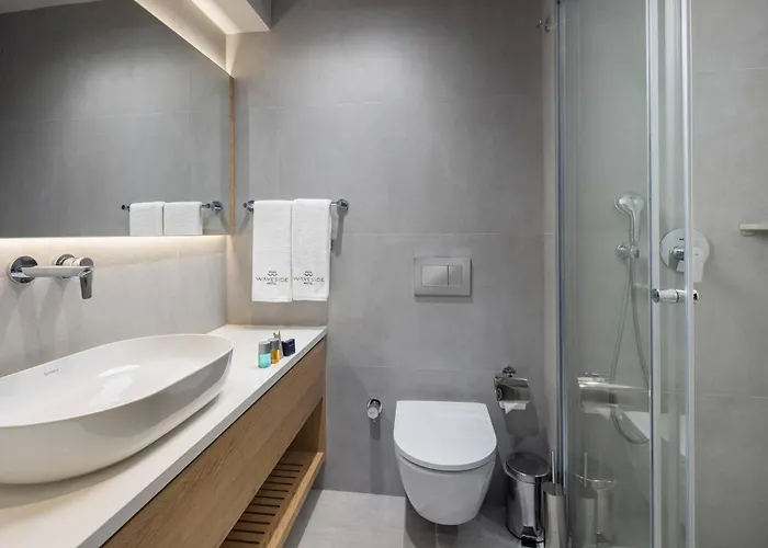 Waveside Hotel