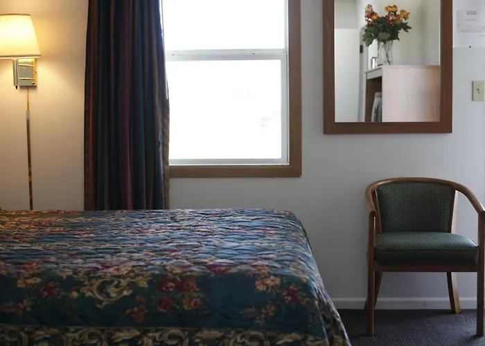 Travelier Motel
