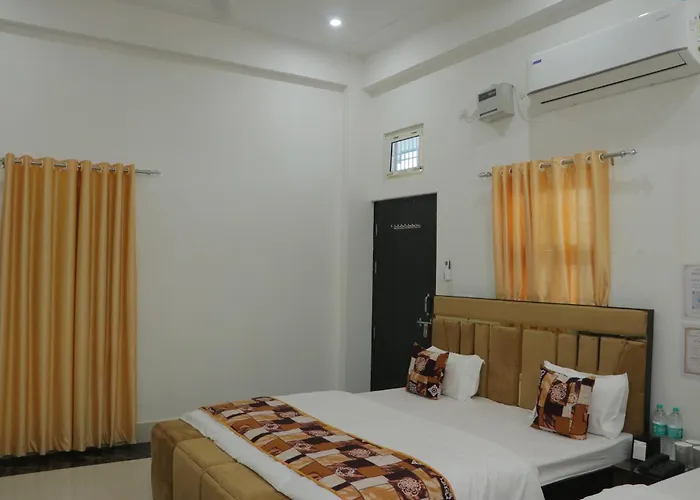 Hotel Sant Kripa Stays