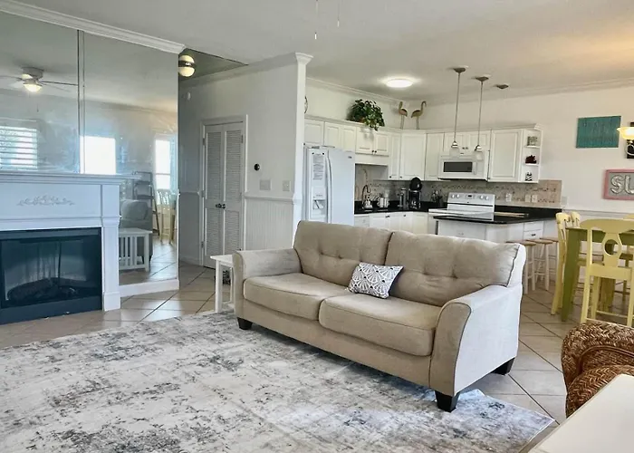 Emerald Isle - Ocean Club, Beach Front Condo