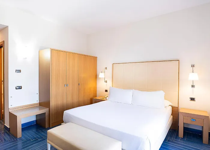Hotels in Vietri