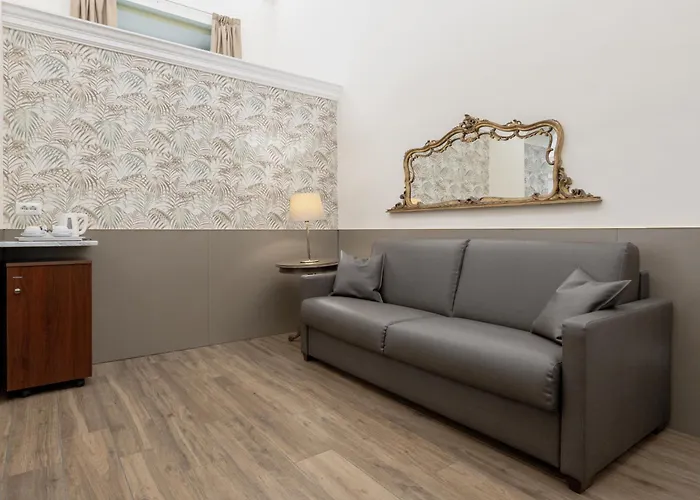 Hotel Roma E Rocca Cavour