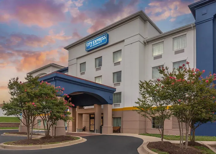 Elkridge Hotels