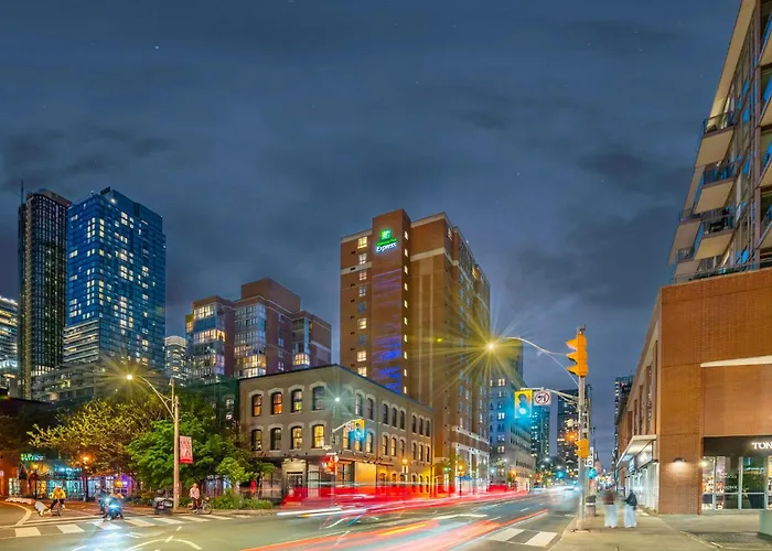Holiday Inn Express Toronto Downtown By Ihg