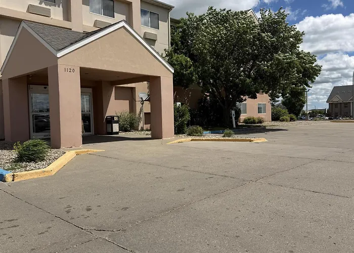 Surestay By Best Western Bismarck