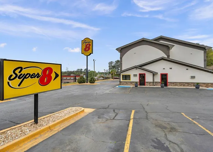 Super 8 By Wyndham Warner Robins