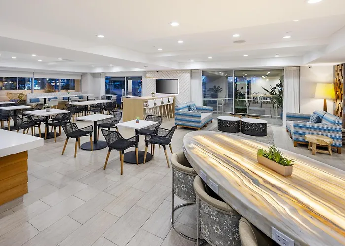Redondo Beach Hotel, Tapestry Collection By Hilton