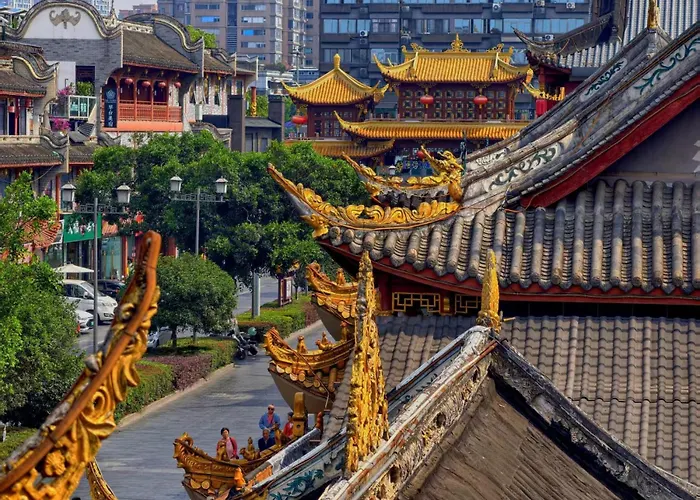 Wenjun Courtyard Hotel Chengdu ,English-Speaking , Pick-Up Service ,Laundry Service , Local Tours