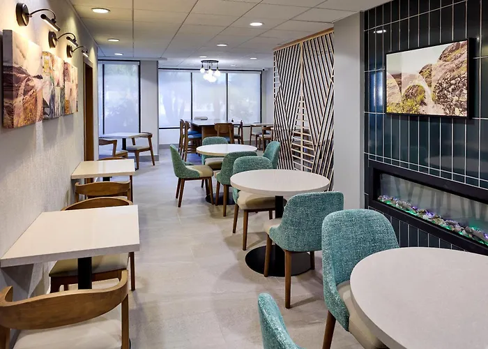 La Quinta By Wyndham Thousand Oaks-Newbury Park