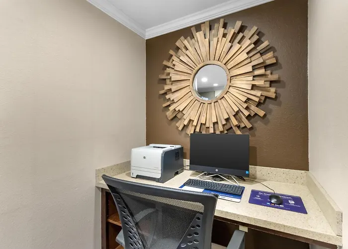 Surestay By Best Western Lakeview