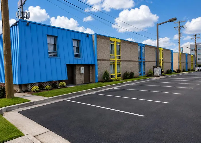 Days Inn By Wyndham Winchester