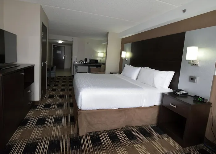 Holiday Inn Express & Suites Ottawa East-Orleans By Ihg