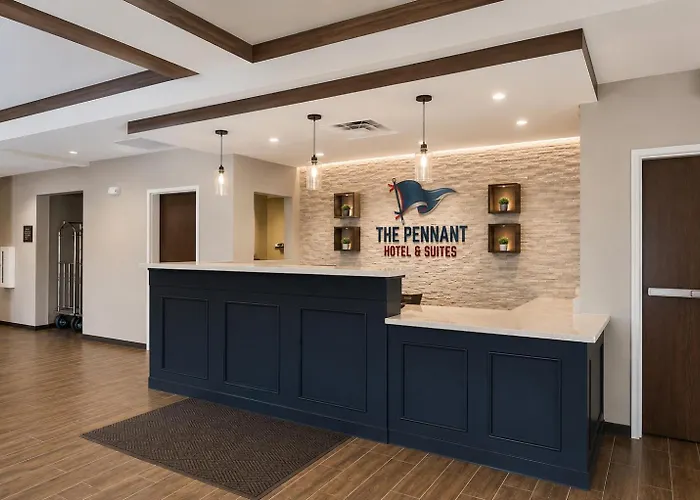 Pennant Hotel & Suites
