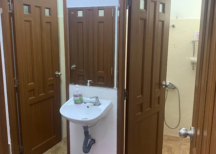 Usagiyah Hotel & Guest House