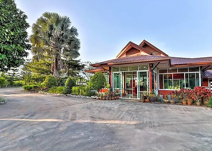 Golden Nakara Resort Maesai