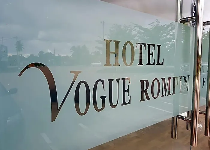 Hotel Vogue Rompin