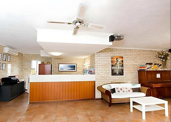Bombora Resort - Coolangatta