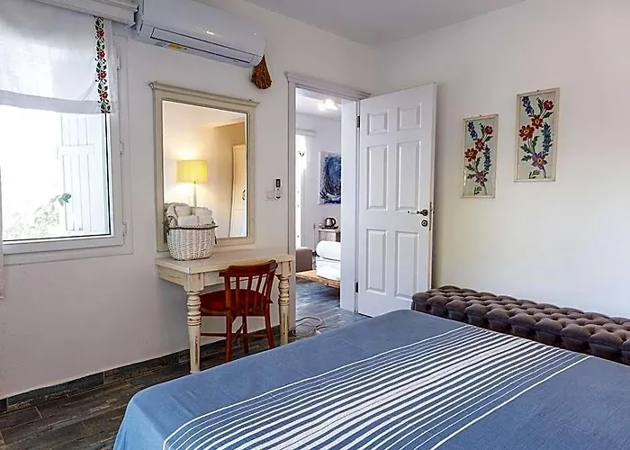 Kefi Beach & Suites
