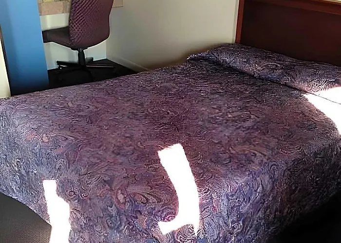 Cadet Motor Inn - Coldwater