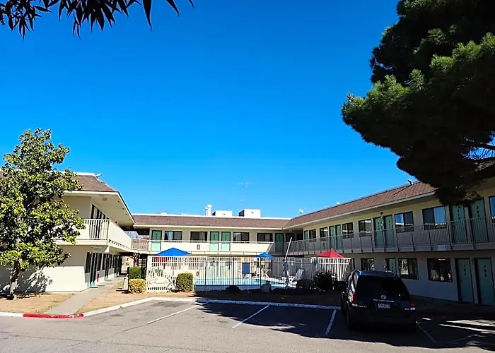 Rodeway Inn