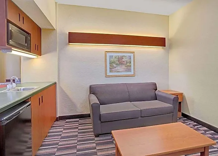 Bushnell Cheap Hotels