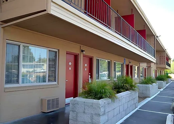 Oceana Inn Santa Cruz (Adults Only)
