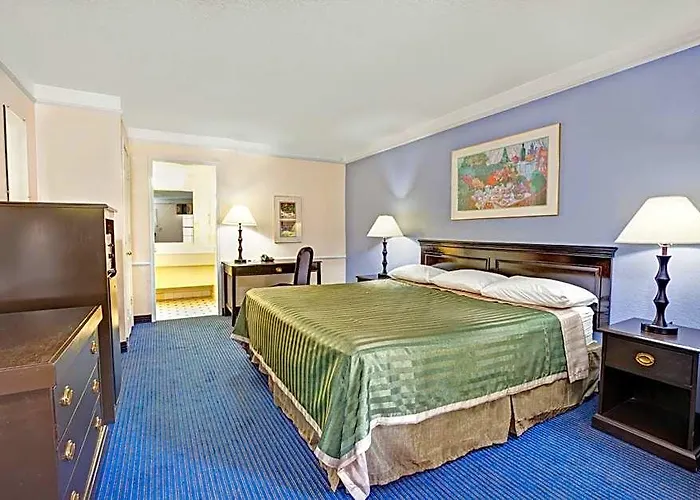 Travelodge By Wyndham North Richland Hills/Dallas/Ft Worth
