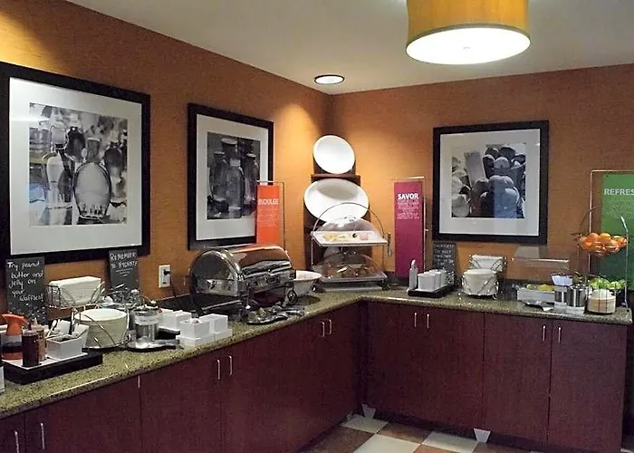 Baymont Inn & Suites By Wyndham The Woodlands