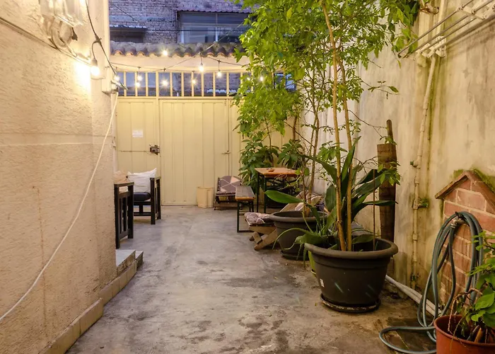 Buff Hostel Tirana