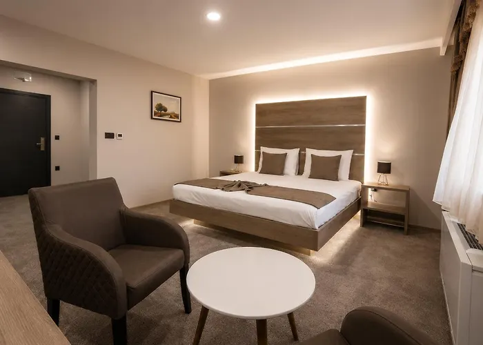 Semberski Salas Intergaj Hotel
