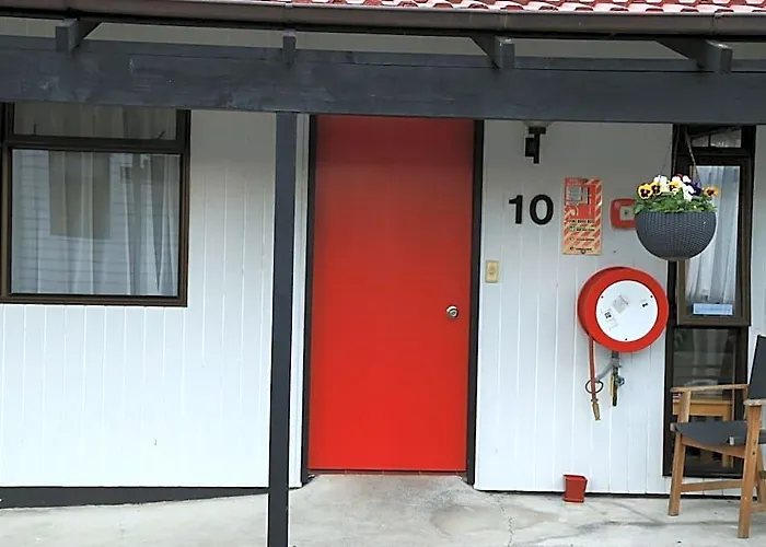 Papakura Motor Lodge And Motel