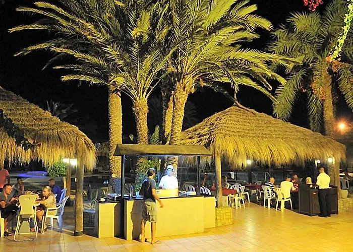 Cedriana Hotel