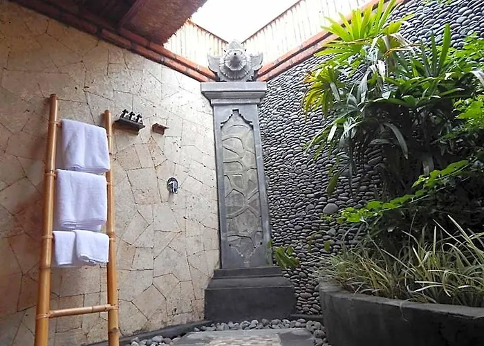 Kinaara Resort