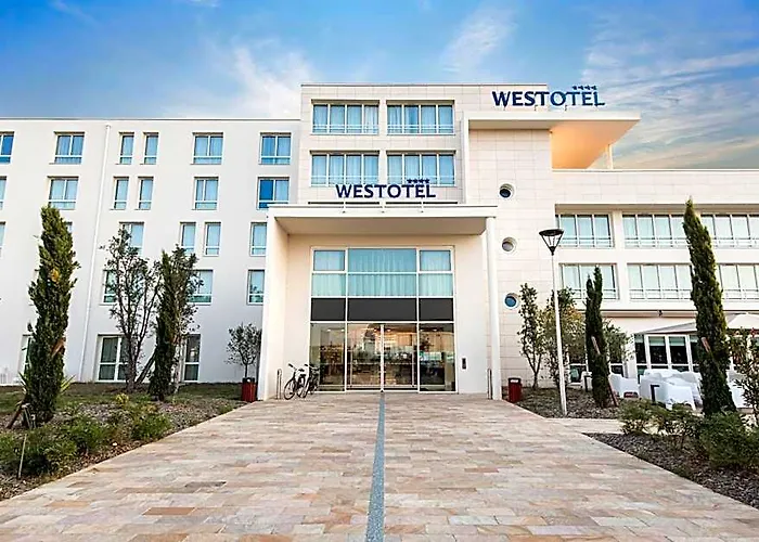 Westotel Tours Val De Loire