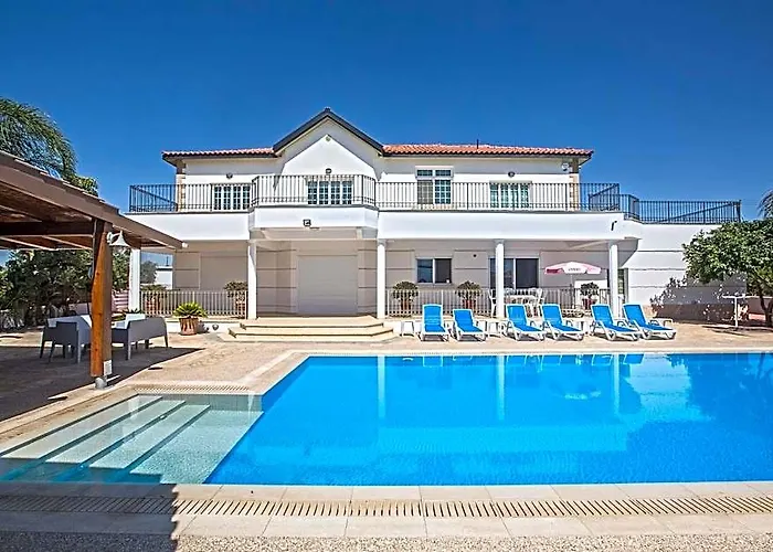 Protaras Holiday Villa An75