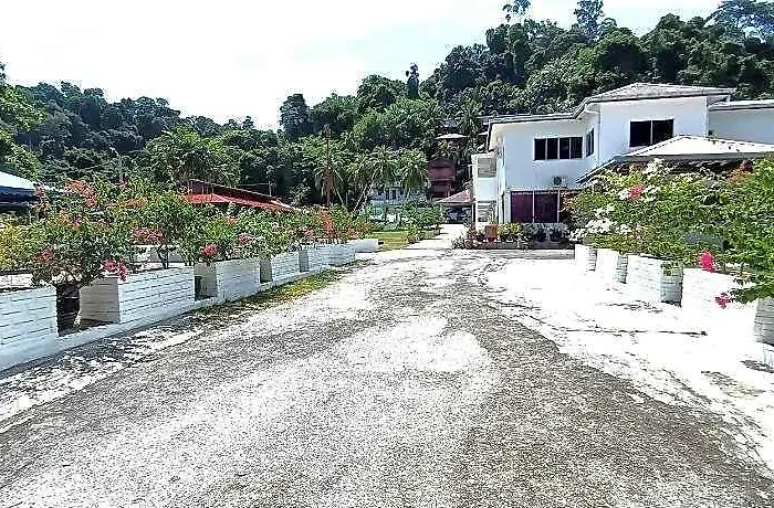 Analisa Beach Resort
