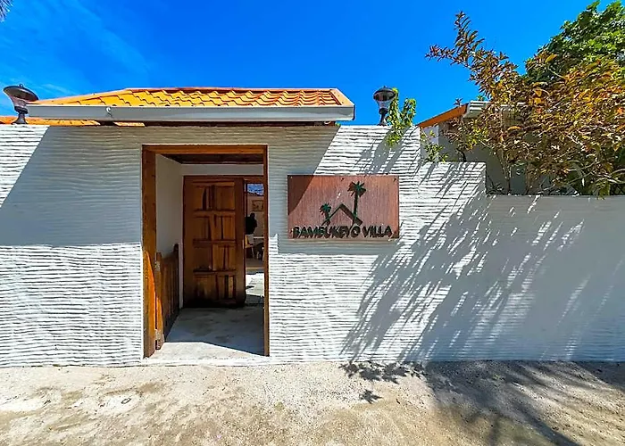 Bambukeyo Villa