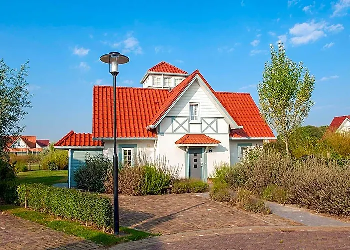 Villa In Cadzand-Bad Near North Sea Beach