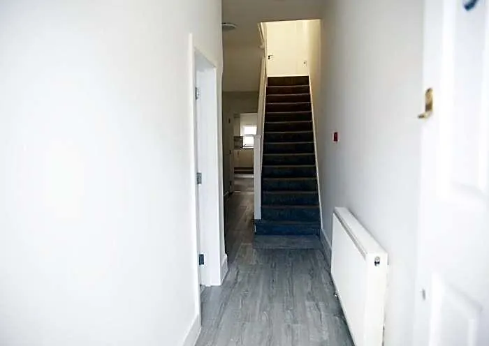 Cricklewood Luxury Ensuite Rooms