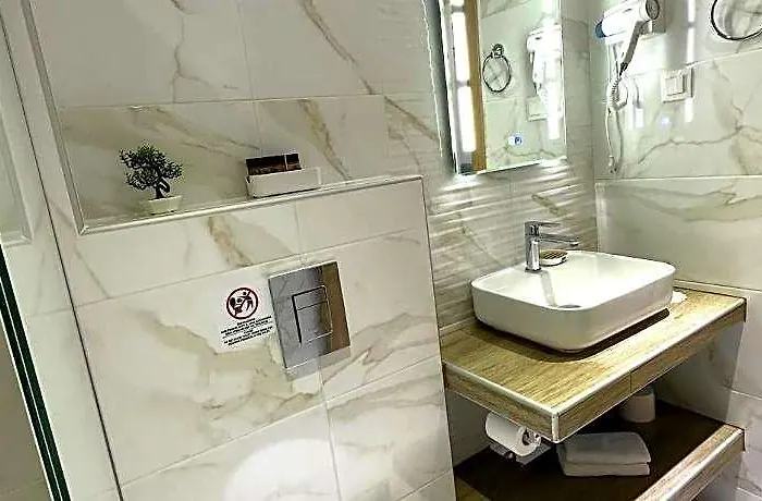Navarino Luxe Suites With Sea View