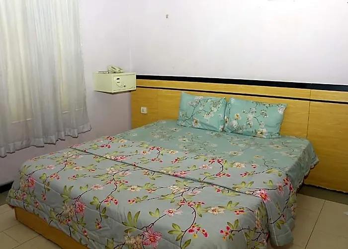Tourist Castle Hotel And Suites