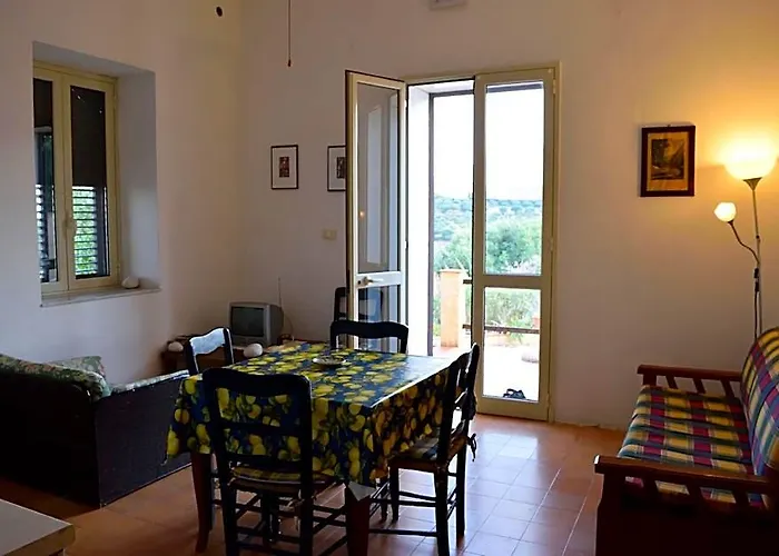 Apartment Scirocco Sleeps 4