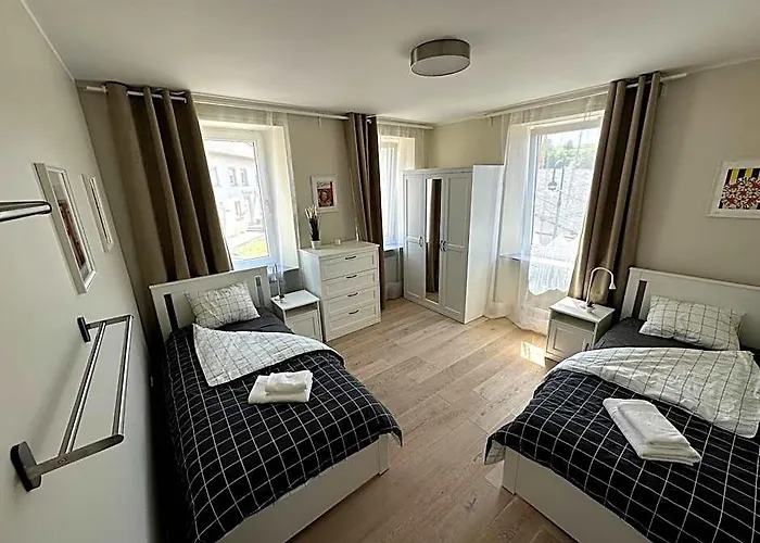 Helfant Luxembourg Deluxe Double Room 4
