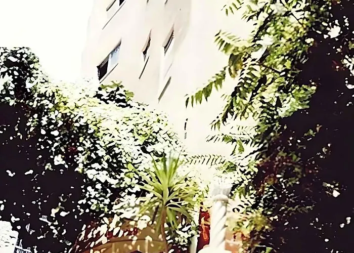 Farah Hotel