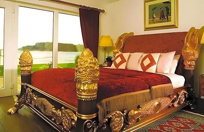 Rest Over Hotel