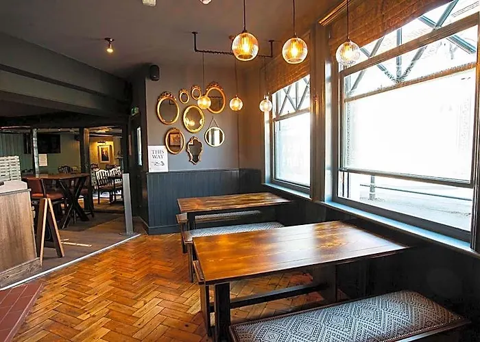 Kings Arms Hotel