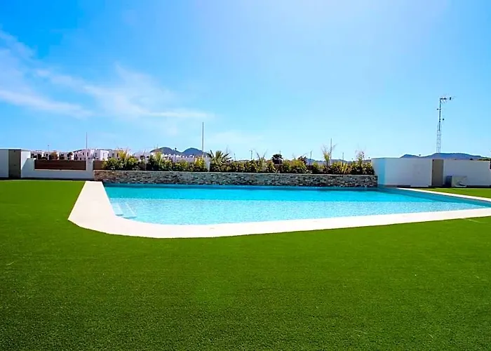 Three Bedroom Seaside Penthouse In Mar De Cristal