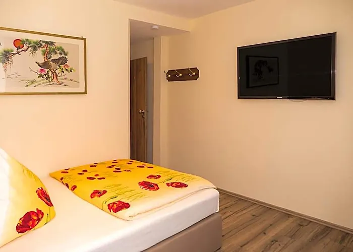 Hotel Lotus