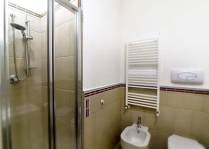Salerno B&B Santi E Saraceni-New