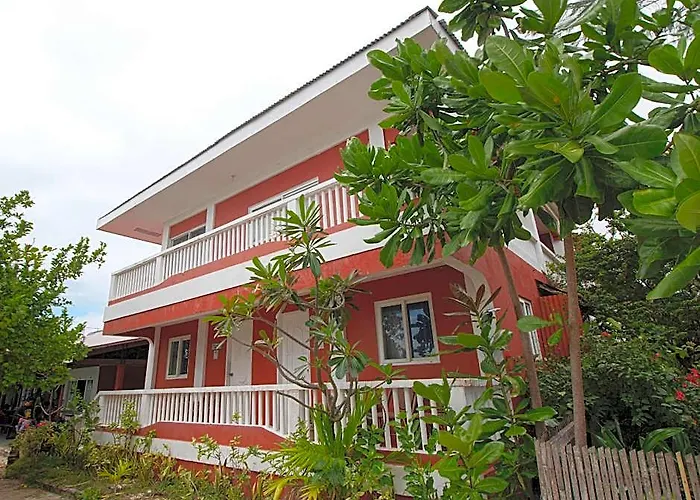 Malapascua Beach & Dive Resort